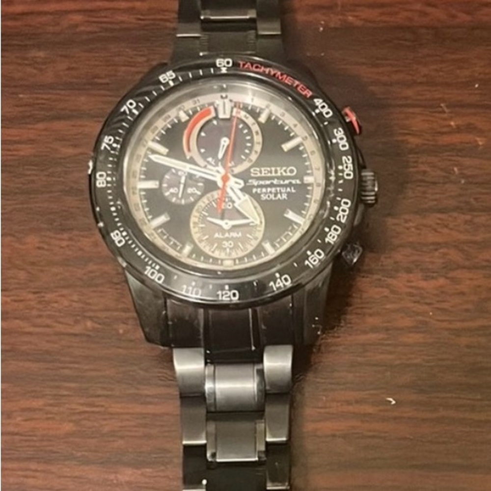 Seiko Black Men's Watch BRAND NEW IN BOX